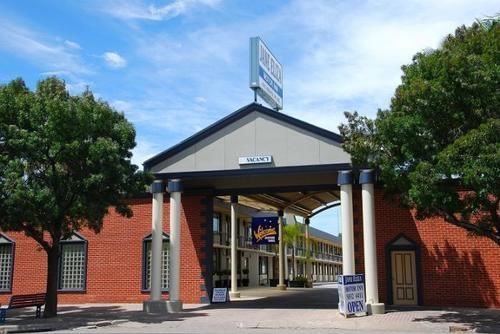 سوان هيل Jane Eliza Motor Inn المظهر الخارجي الصورة